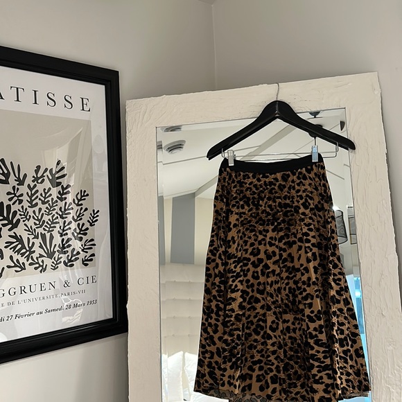 Size m midi skirt - Picture 1 of 2